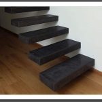 marches escalier suspendues 900 x 280 x 75 cm béton noir